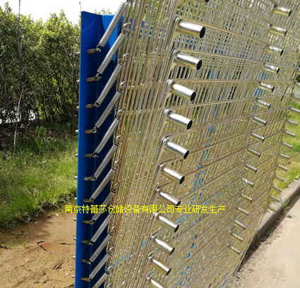 千層架也稱絲印千層架、千層車、乾燥架、晾曬架、晾紙架、網(wǎng)架、層架臺(tái)車及印刷車和干燥架，咨詢電話025-88802418